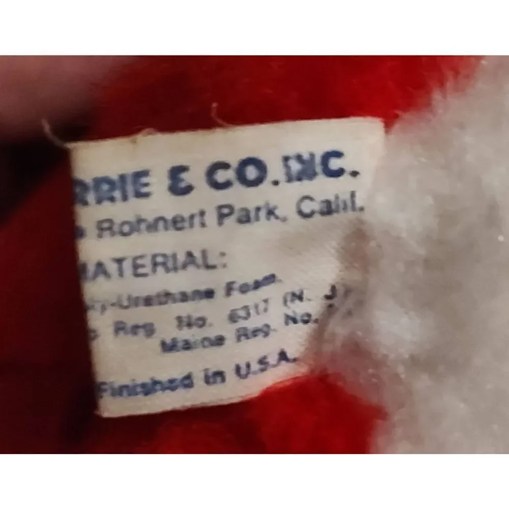 Vintage 1976 Russ Berrie & Company Shelf sitter Santa. Burlap face. 7
